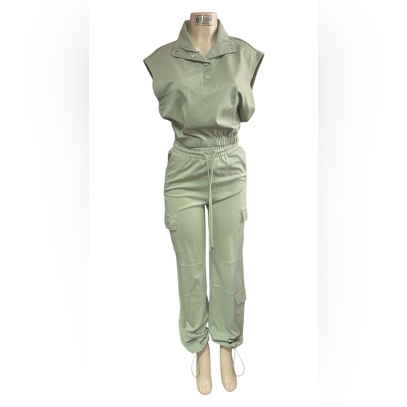 Women's Green Pants & Jumpsuit Set - Picture 2 of 10
